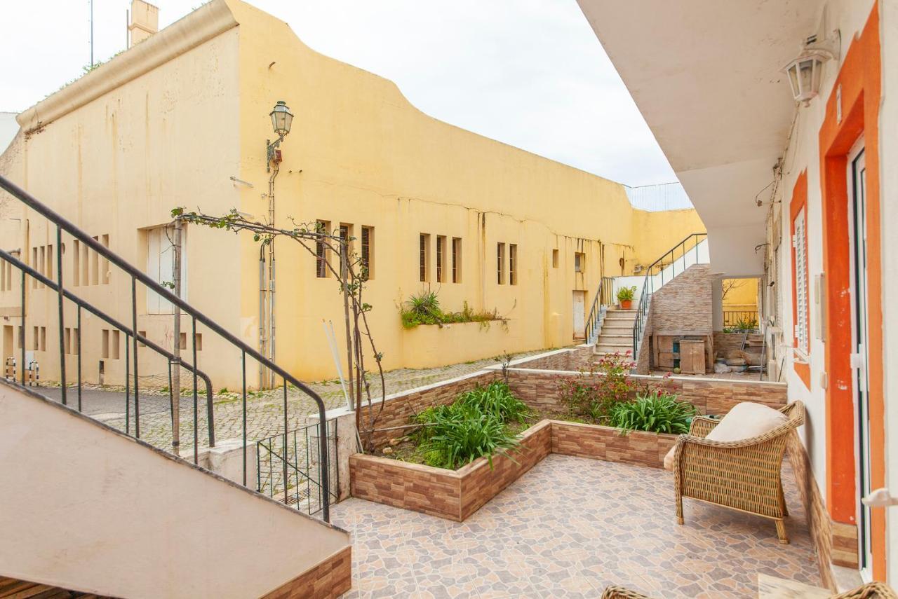 B83 - Alleway Gem In Lagos Exterior foto